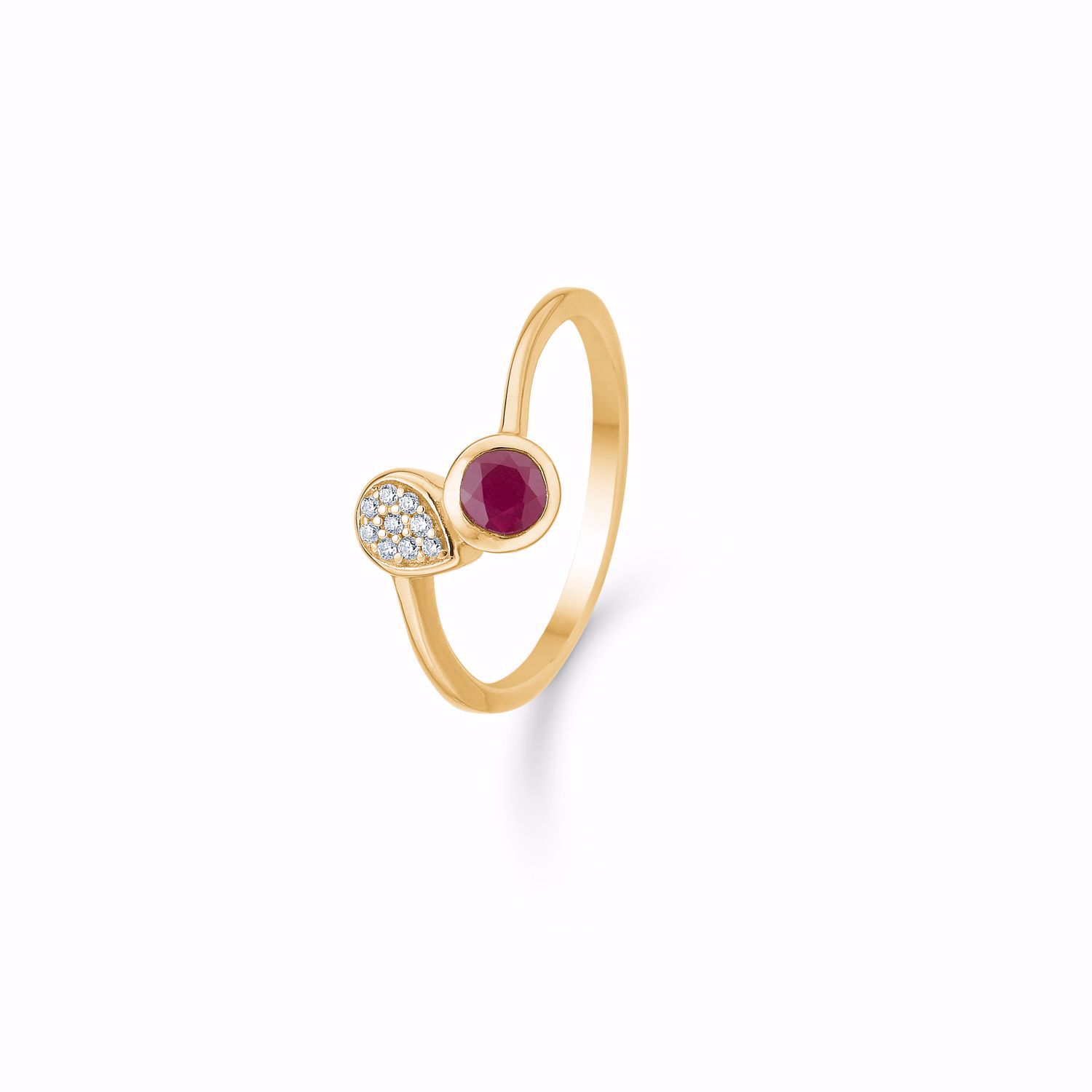 0000052_guld-ring-14kt-med-rubin-og-zirkonia-8331614