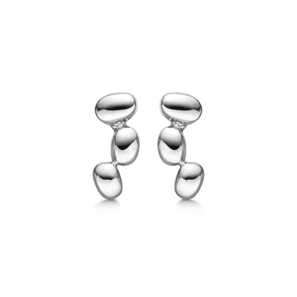 Silver öronproppar rodiumpläterade ovaler.