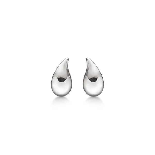 Silverörhängen med rodiumpläterade sneda droppar.
