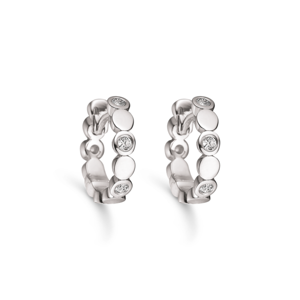 Dammring Hoops silver med cirkeldesign. Ø14 mm.