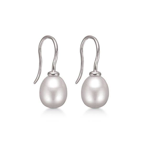 Støvring Pearl hängande örhängen i silver, med sötvattenspärlor