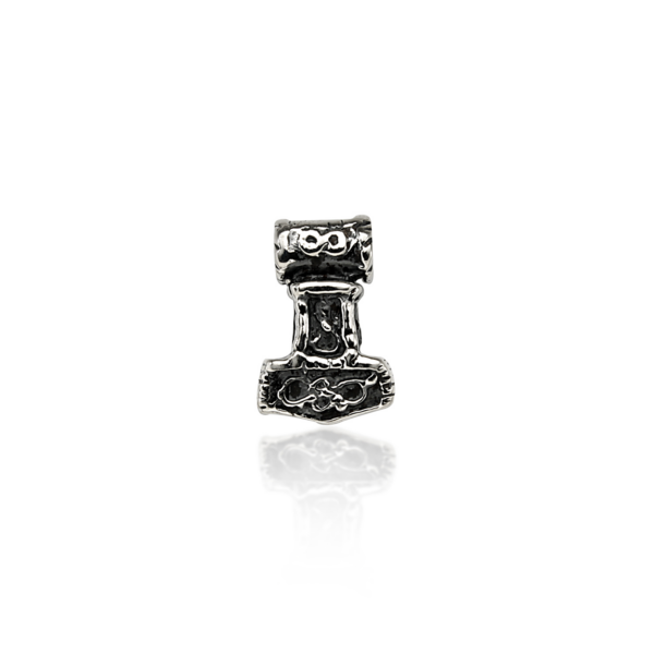 Thors hammare Mjølner hänge silver figur 8. Mått 10 x 15 mm.