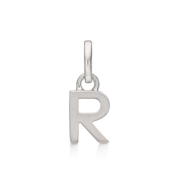 Bokstavshänge Silver R. Mått: 7 x 5,3 x 3,3 mm.