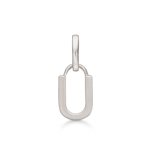 Bokstavshänge Silver U. Mått: 7 x 5,3 x 3,3 mm.