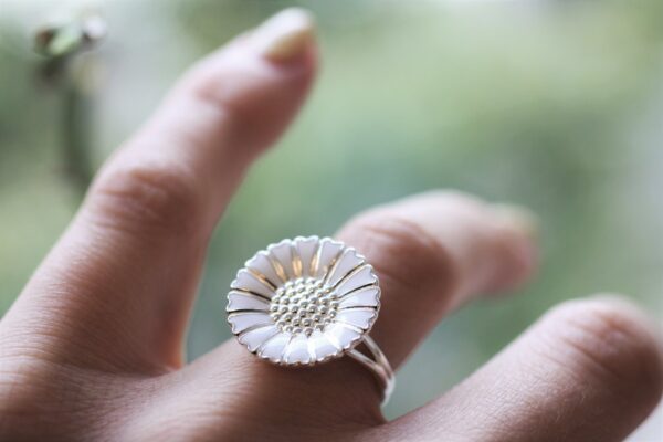 18 mm marguerit ring