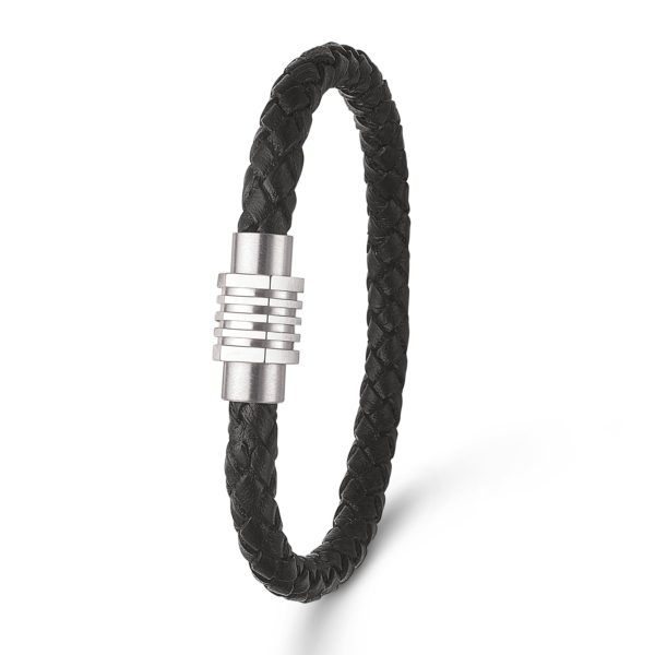 Stålarmband 5 mm. flätat läder med räfflat magnetlås. Längd 19 cm.