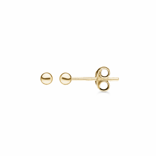 8 kt. guld örhängen boll. Mått: 3 mm.