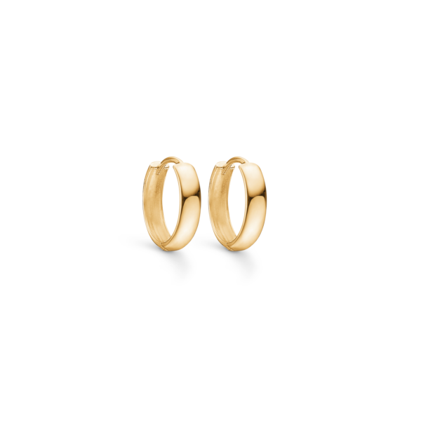 Guldringar i 8 karat guld, 3,3 x 15 mm.